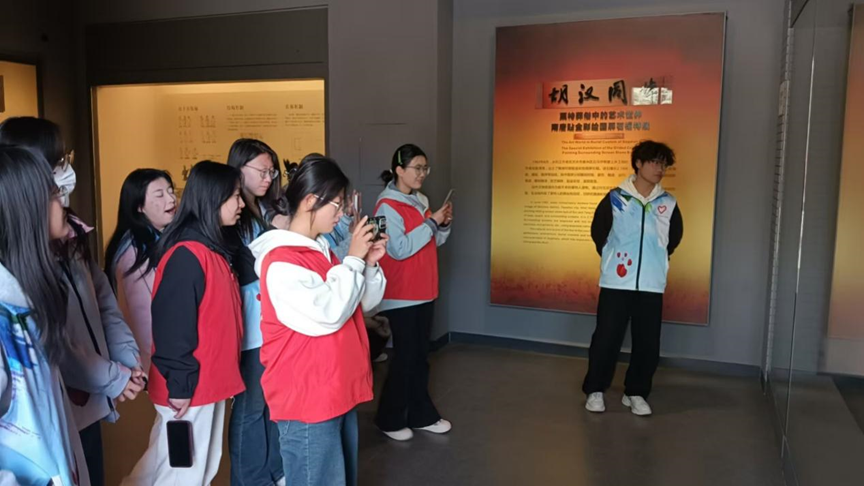 太阳成集团tyc7111cc志愿服务系列活动——志愿讲解传文脉 